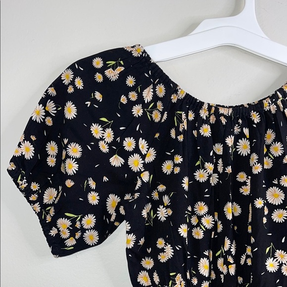 Cat & Jack GIRLS Black Dress with Daisies NWT Size 8 (Medium) #2 - Picture 3 of 9